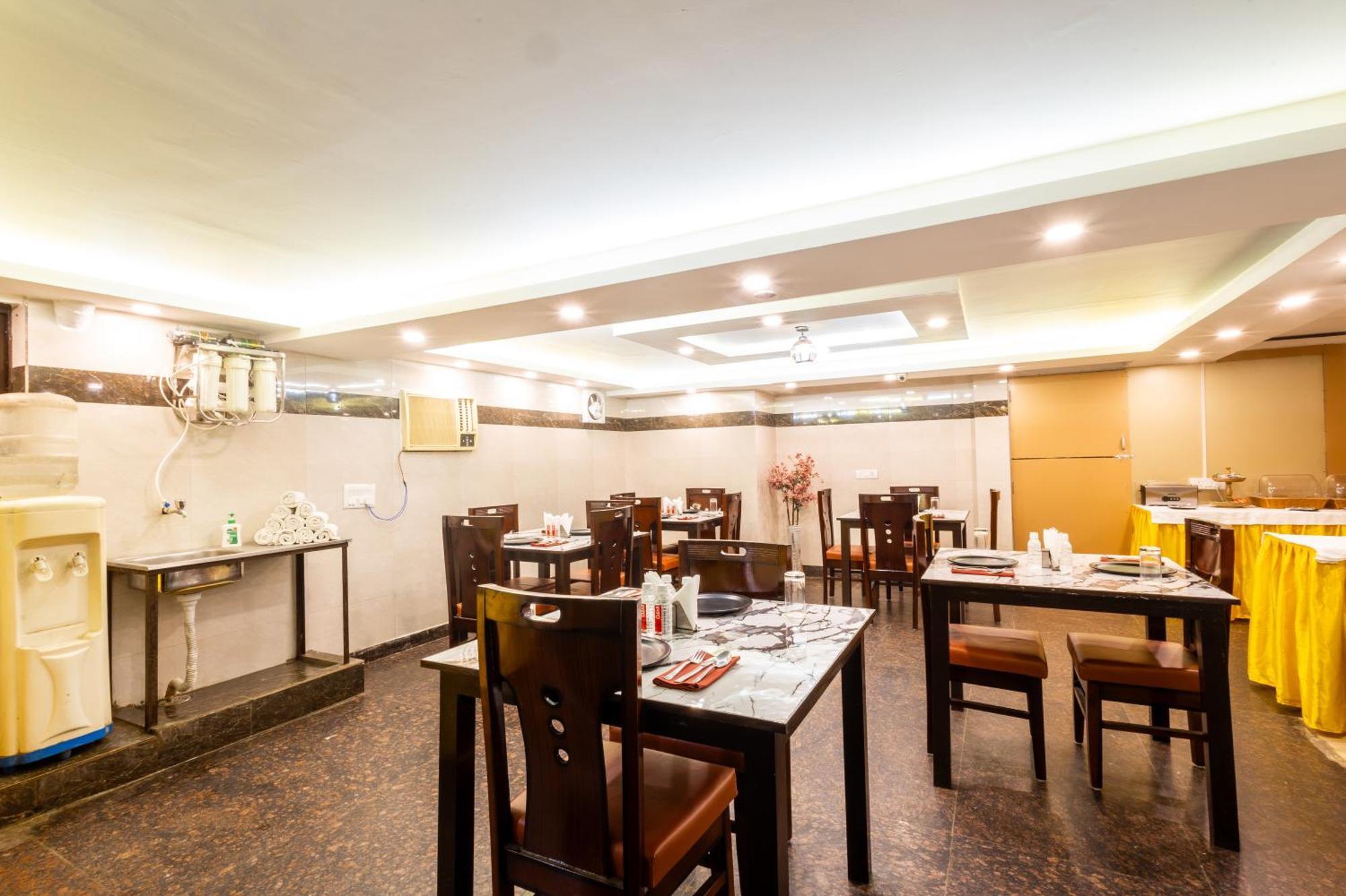 Hotel The Gold Inn - Karol Bagh Delhi Esterno foto