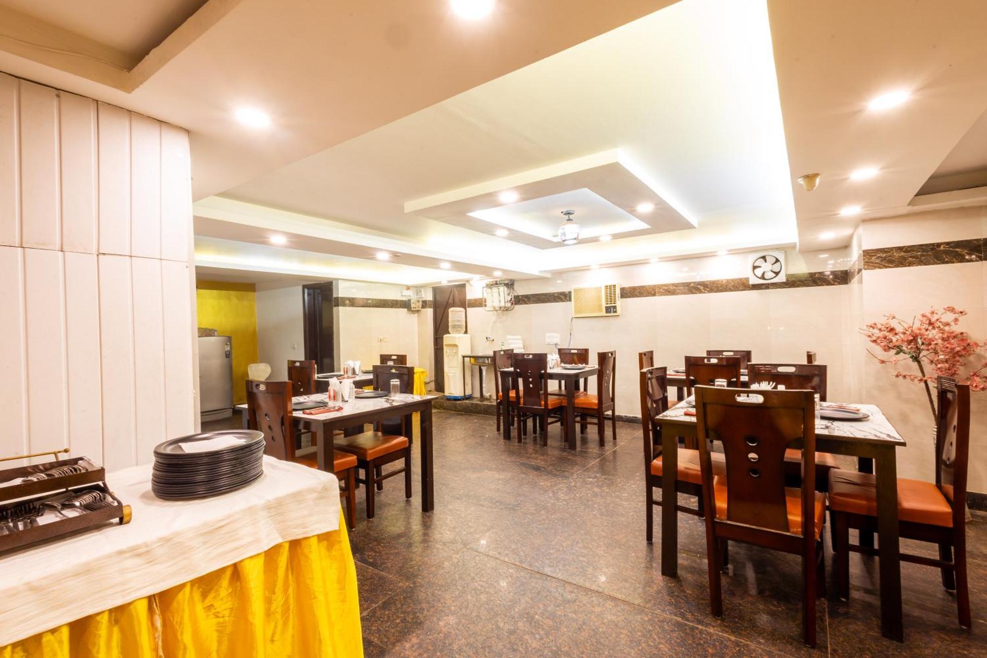 Hotel The Gold Inn - Karol Bagh Delhi Esterno foto