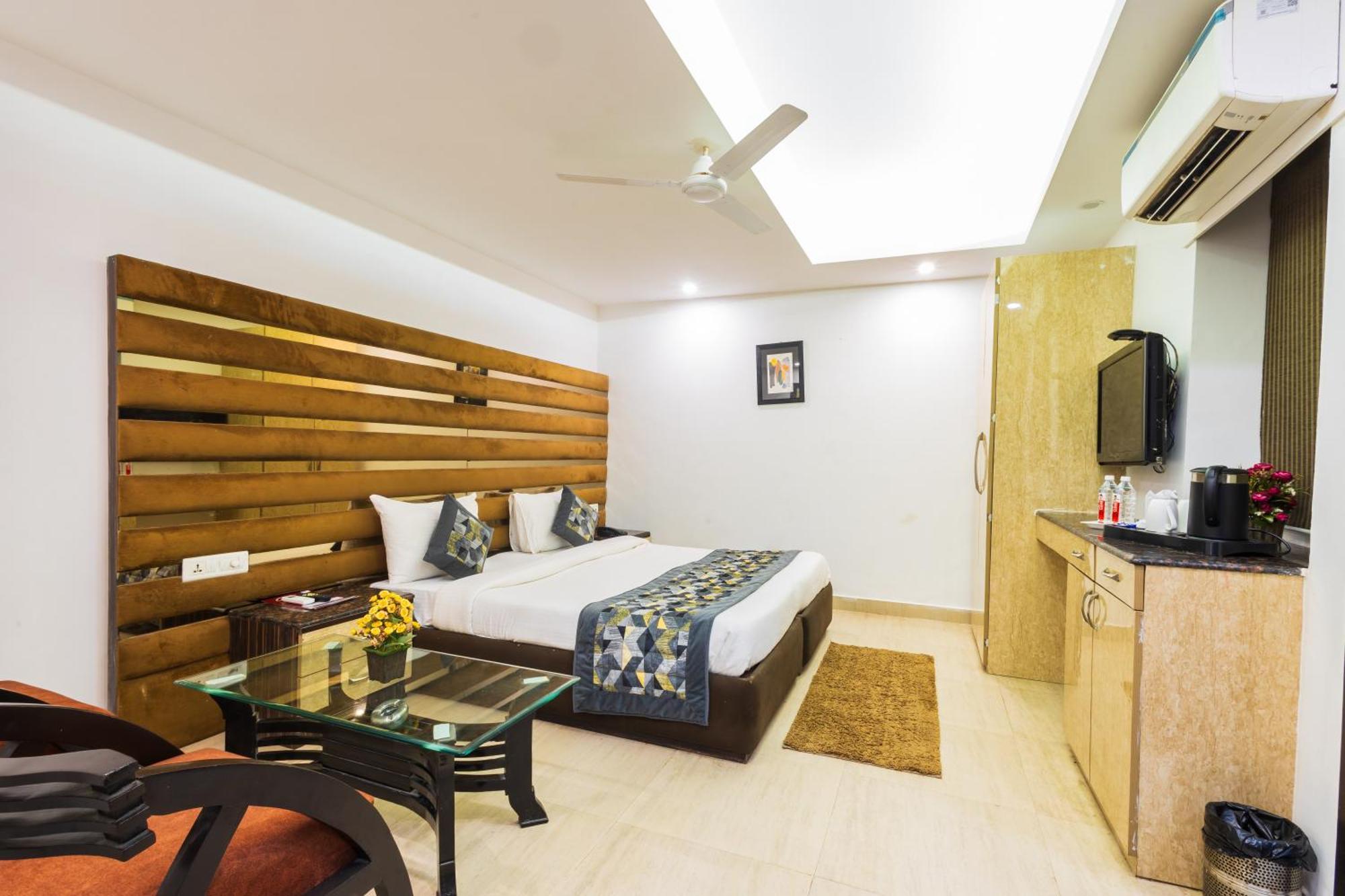 Hotel The Gold Inn - Karol Bagh Delhi Esterno foto