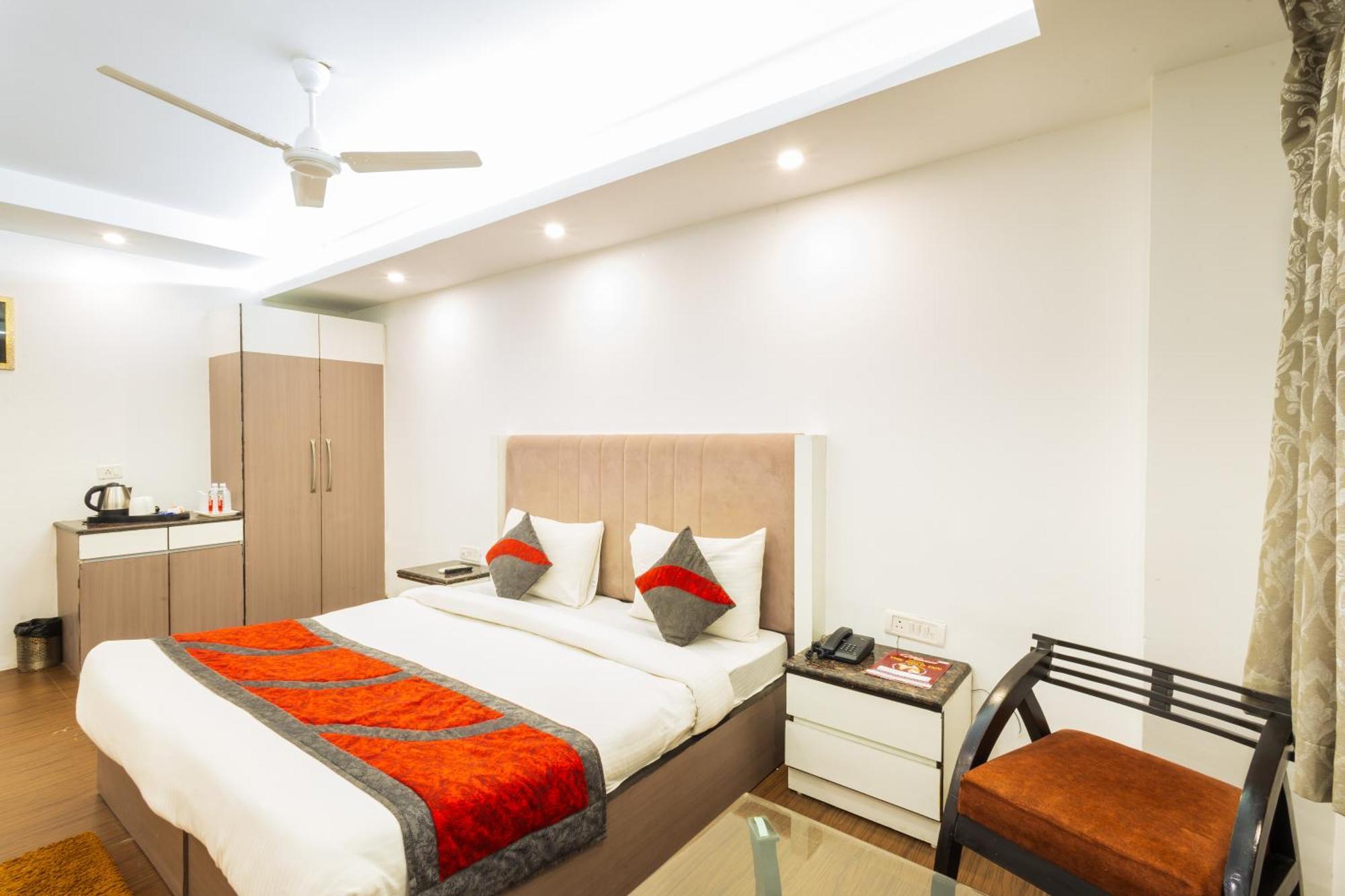 Hotel The Gold Inn - Karol Bagh Delhi Esterno foto