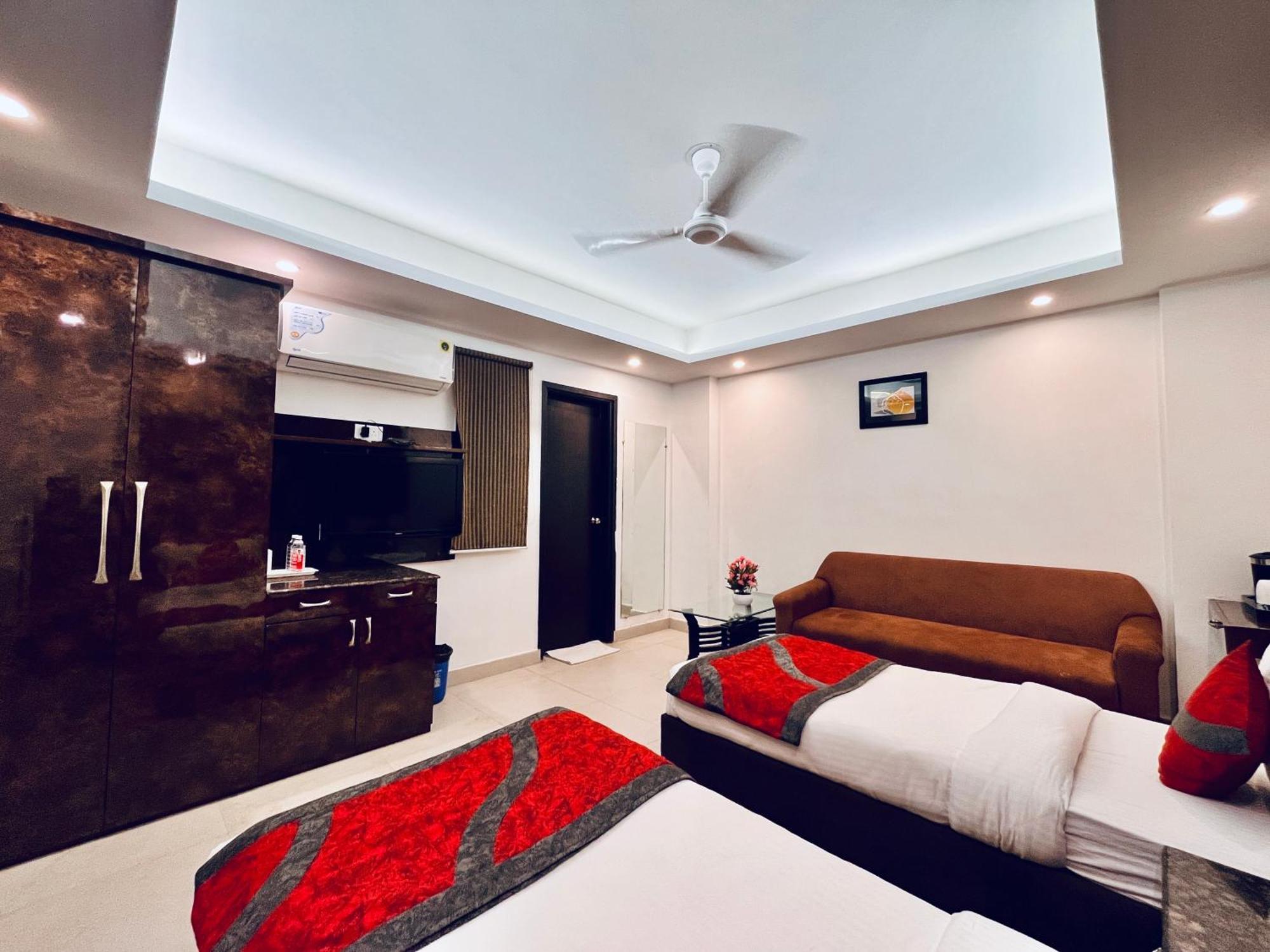 Hotel The Gold Inn - Karol Bagh Delhi Esterno foto